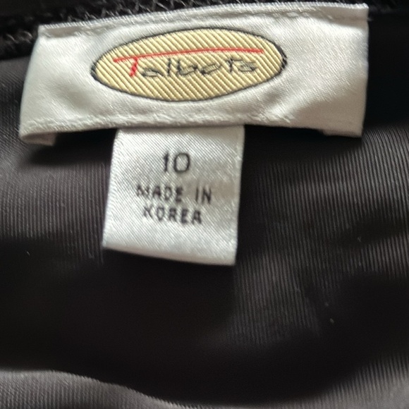 Talbots Sz 10 black velvet mock wrap around V cleavage mid length dress - Picture 6 of 8